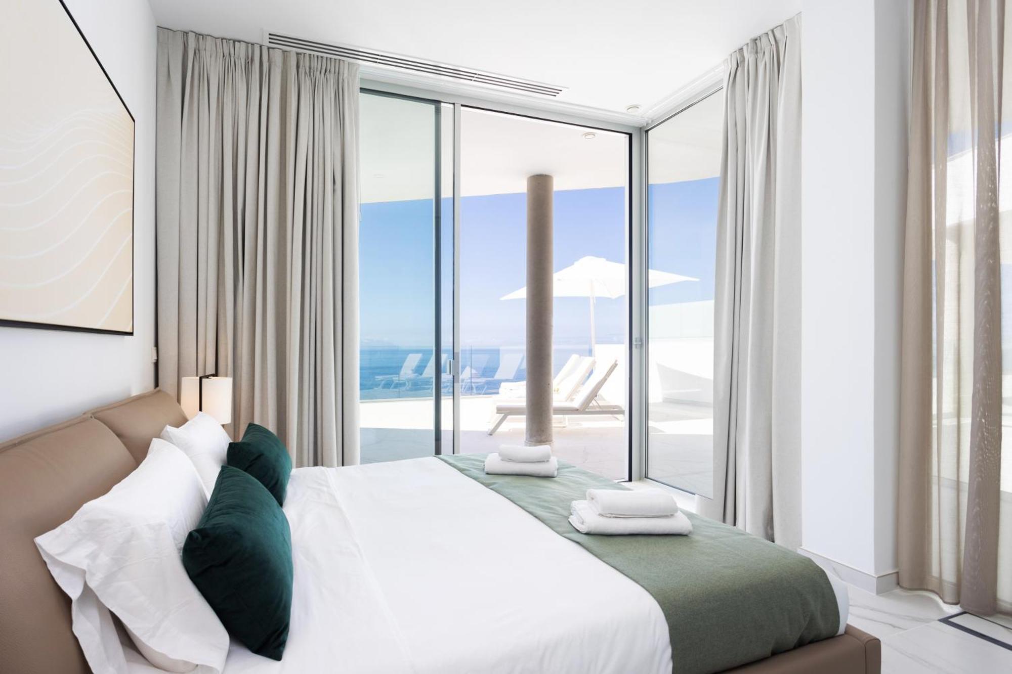 Crystal I Luxury Apartments By Enjoyahome Acantilado de los Gigantes Kültér fotó