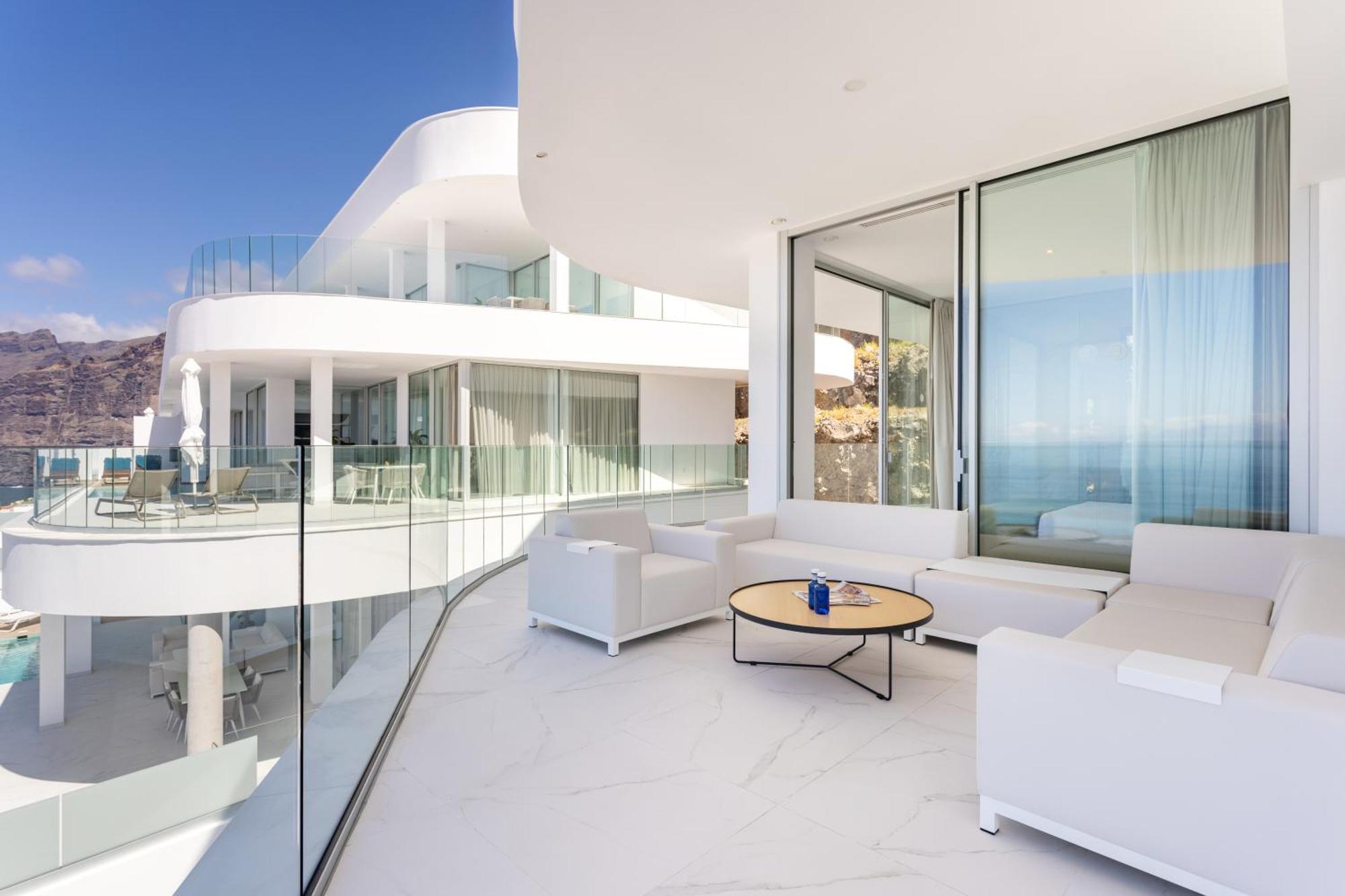 Crystal I Luxury Apartments By Enjoyahome Acantilado de los Gigantes Kültér fotó